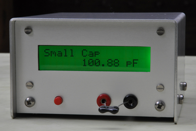 Capacimètre numérique picoFarad - ITRF-Laboratoire