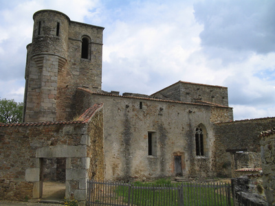 L'Eglise o furent tus la majorit des femmes et des enfants