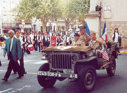 Une sympathique manifestation dans la ville
